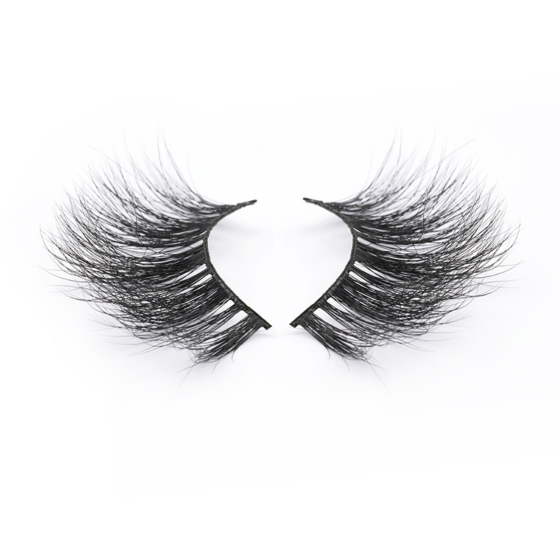 High-quality 100% Mink fur 25mm Strip Lashes Glamorous and Attractive Strip Eyelashes with Private Package YY124